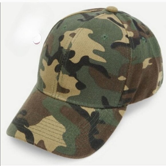 - Women's Camo Baseball Style Hat with adjustable sizing - Picture 5 of 5